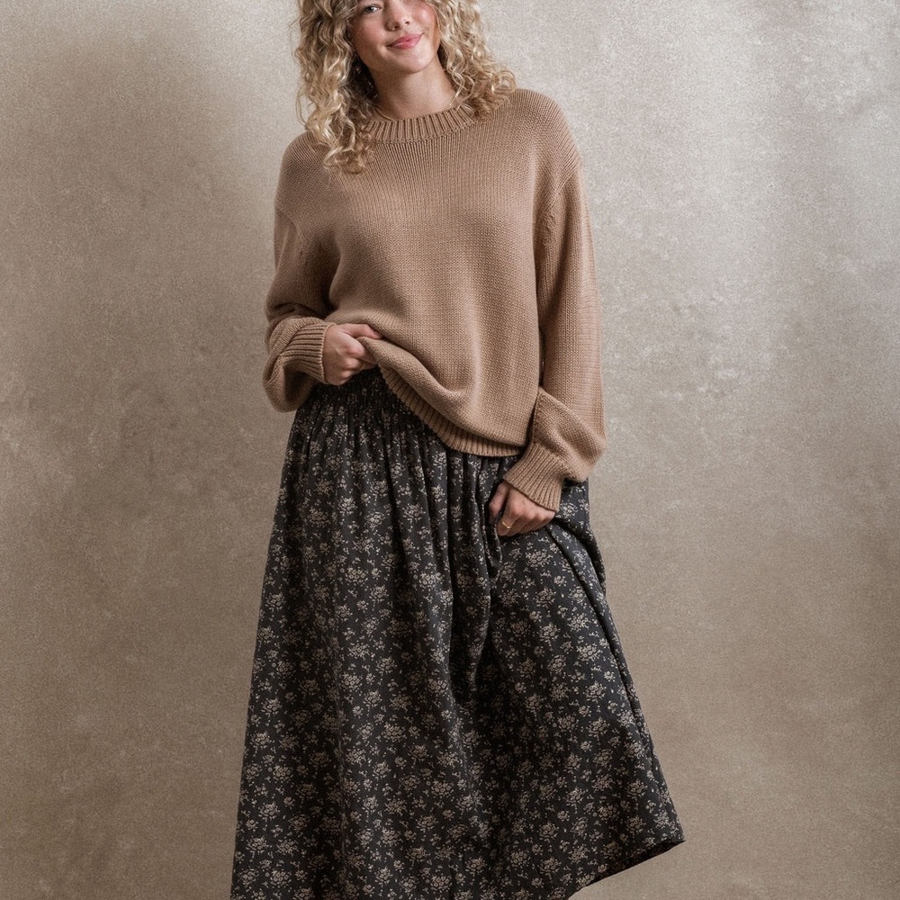 ISO! Do not buy - dusty navy Naples skirt M/L